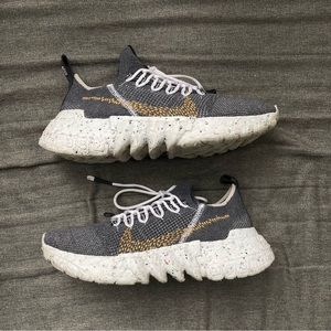 Nike Space Hippie 01 Sneaker (8.5 US)